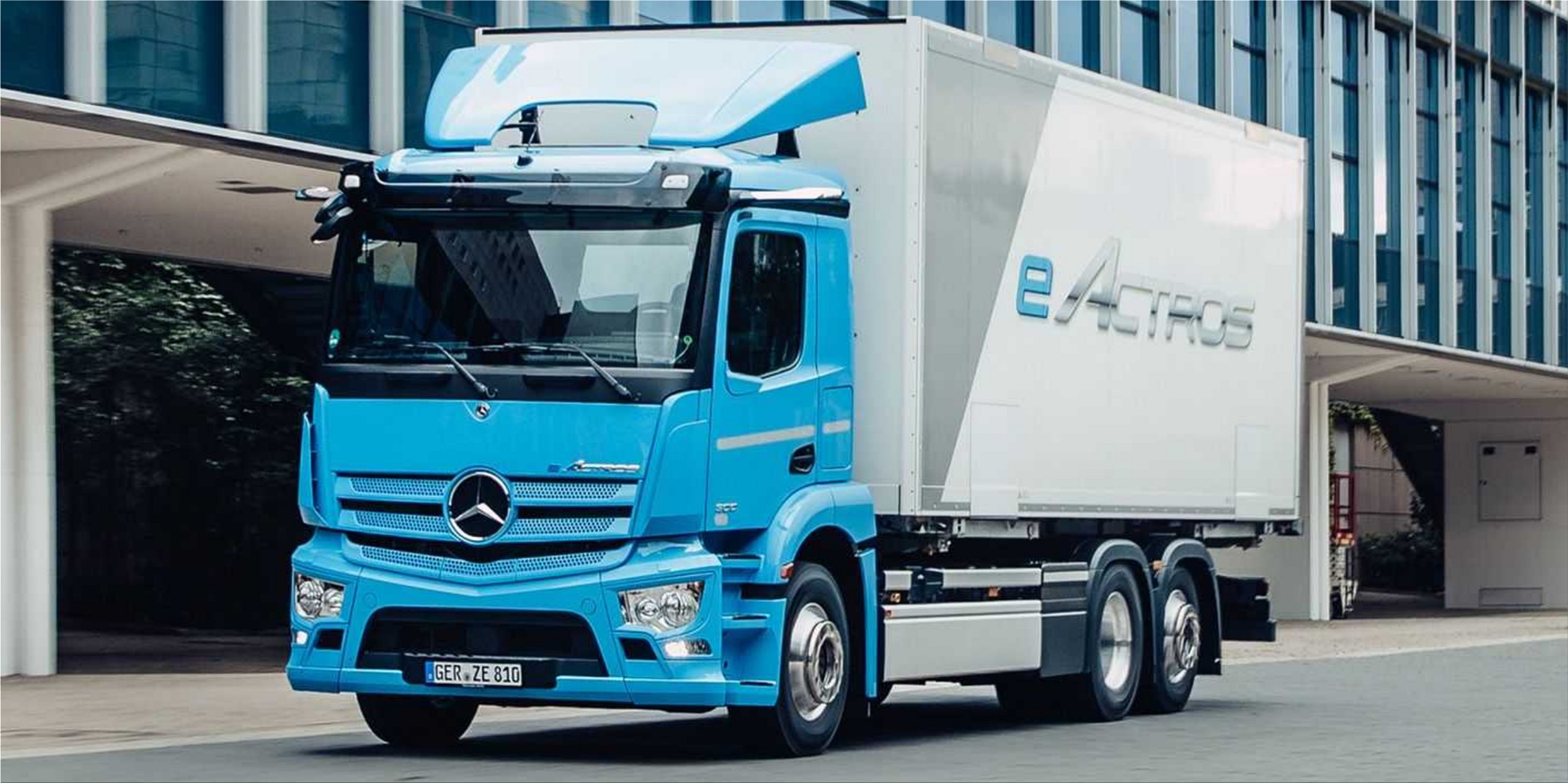The first electric truck from MercedesBenz EV stories