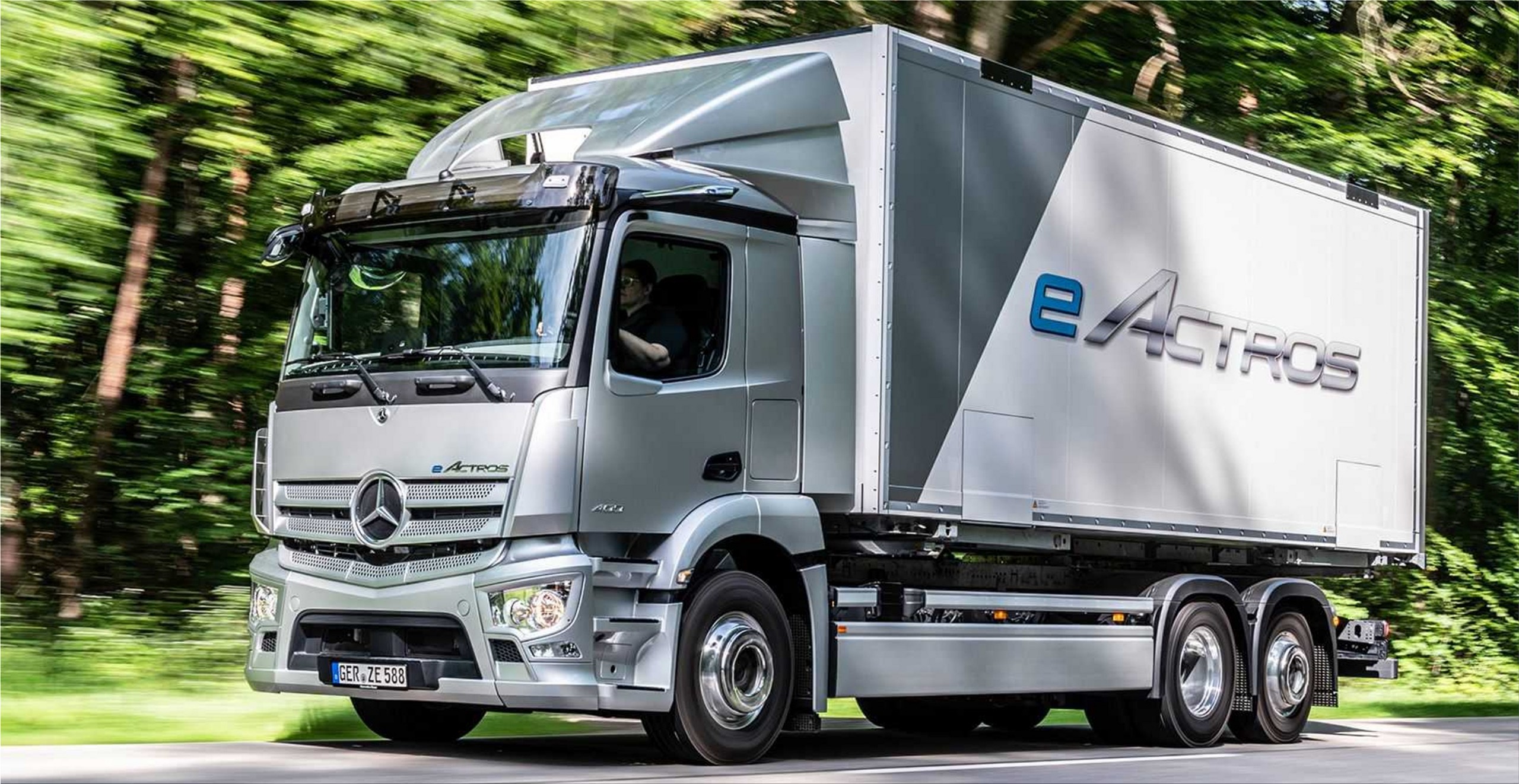 The first electric truck from MercedesBenz EV stories