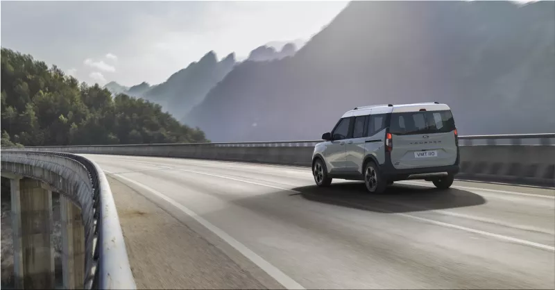 2023 Ford E‑Tourneo Courier