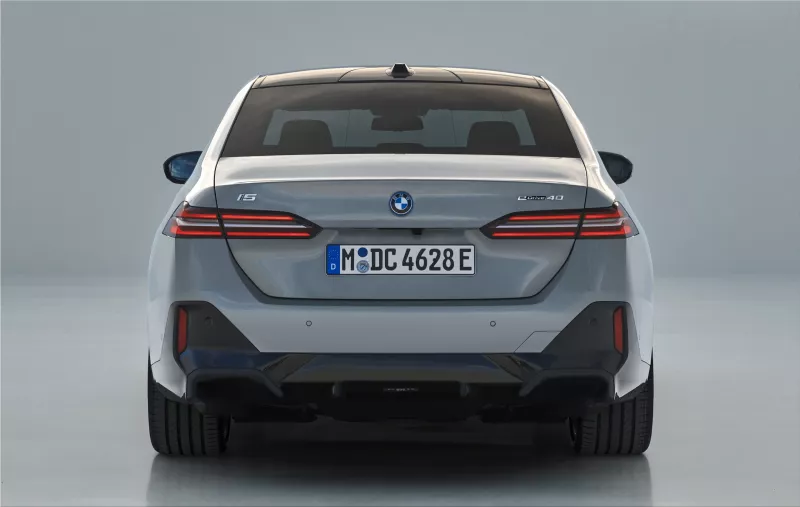 2024 BMW i5 M60 xDrive
