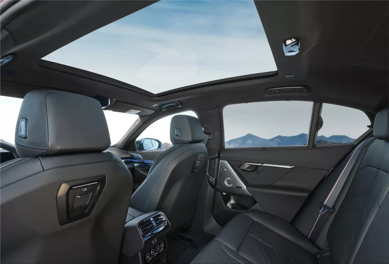 2024 BMW i5 M60 xDrive