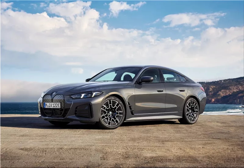 2025 BMW i4