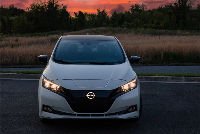 2025 Nissan Leaf