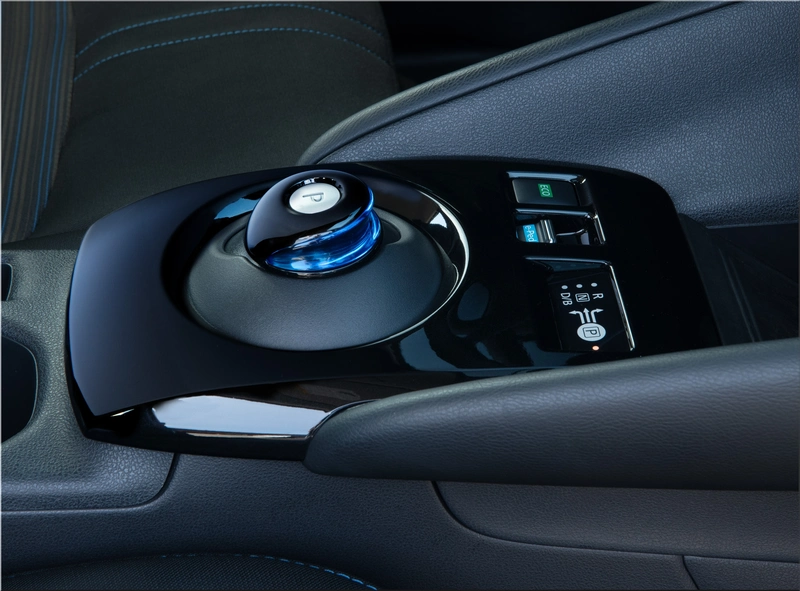 2025 Nissan Leaf