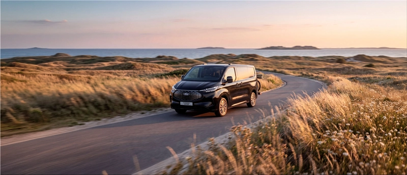 2027 Ford E-Tourneo Custom Titanium X
