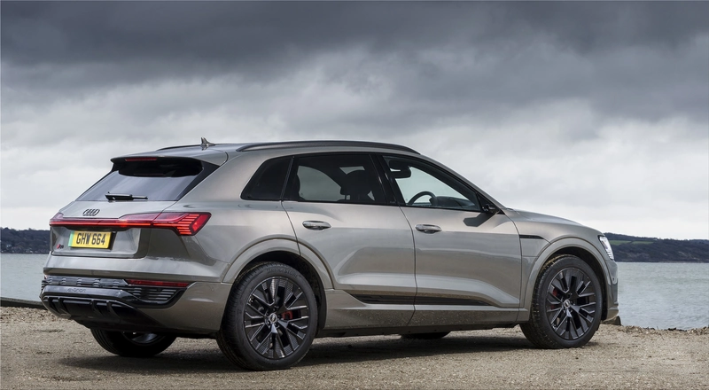 Audi Q8 e-tron