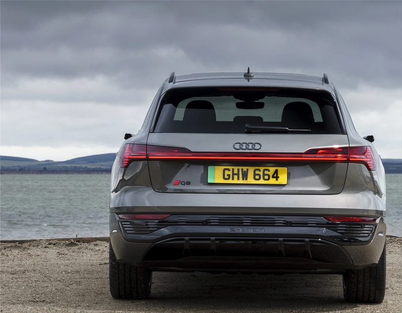 Audi Q8 e-tron