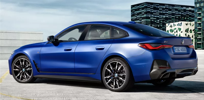 BMW i4 eDrive35