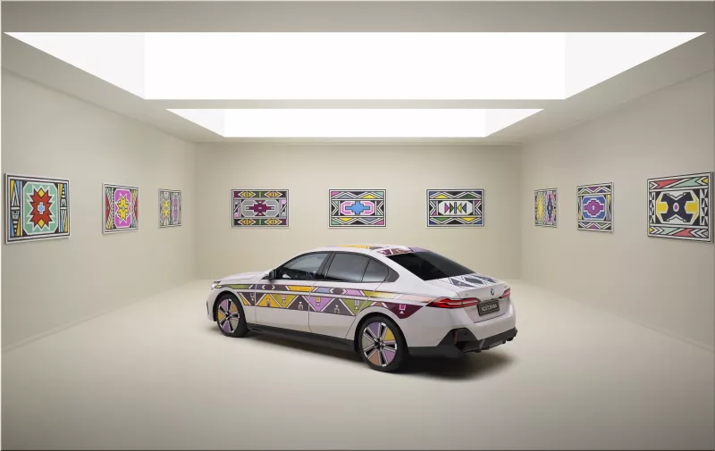 BMW i5 Flow NOSTOKANA