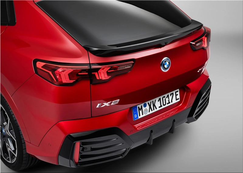BMW iX2