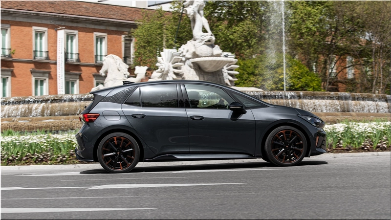 CUPRA Born
