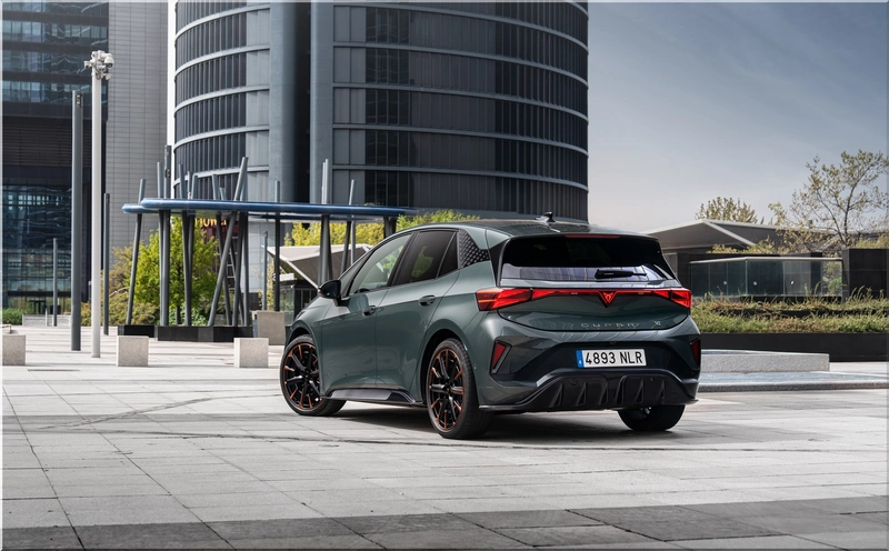 CUPRA Born