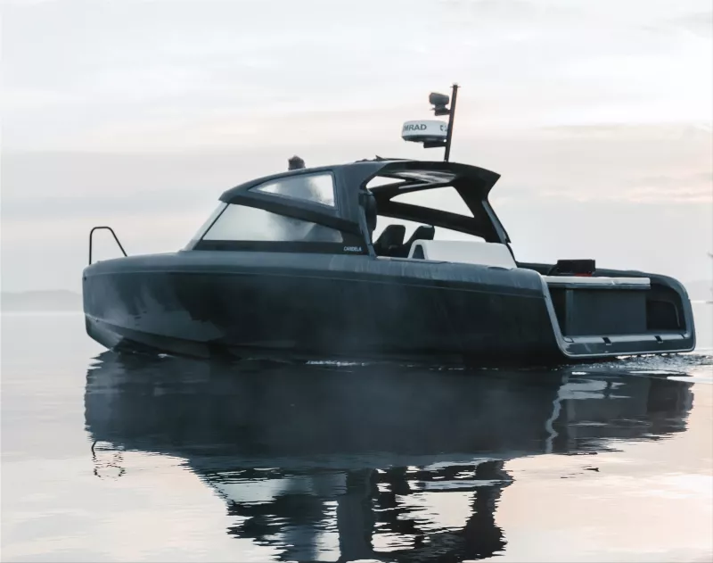 Candela C-8