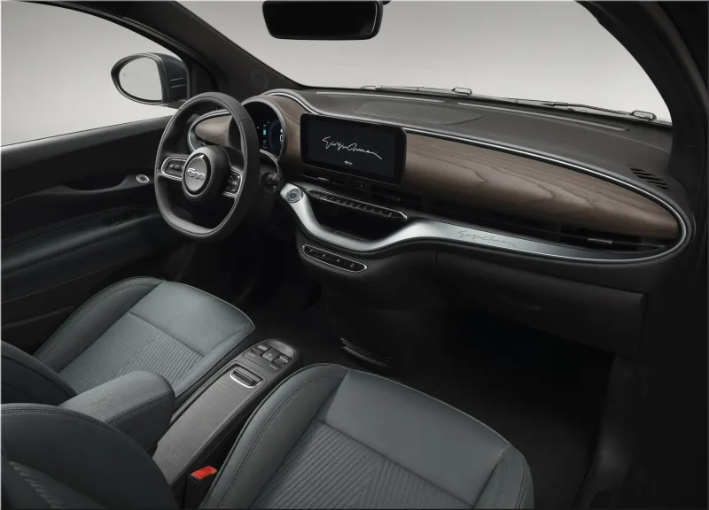 Fiat 500e Giorgio Armani
