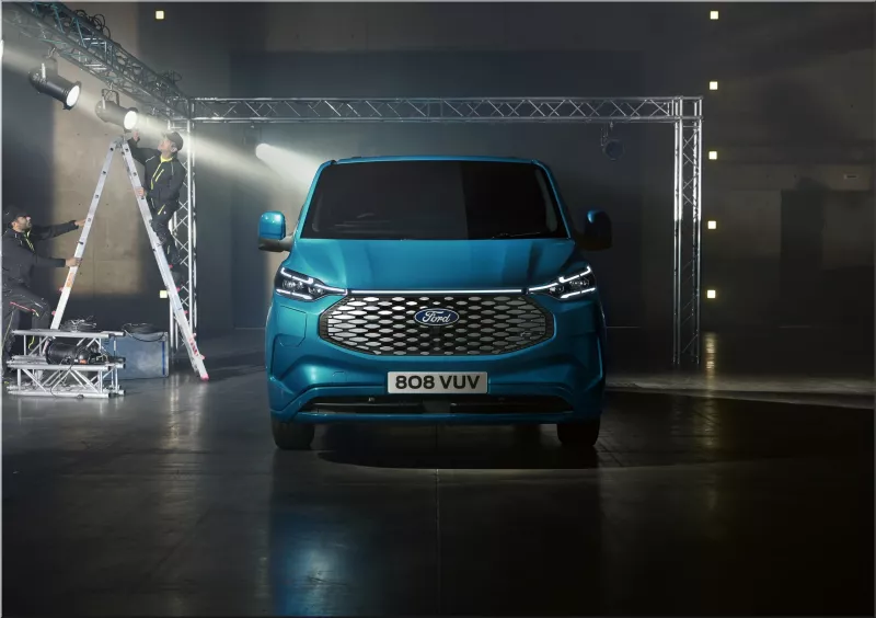 Ford E-Transit Custom