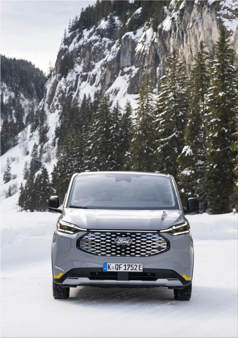 Ford E-Transit Custom AWD 2026