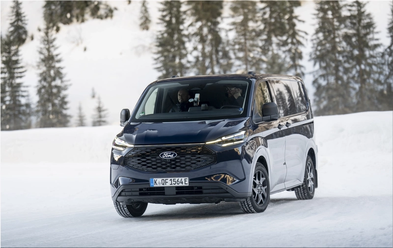 Ford E-Transit Custom AWD 2026