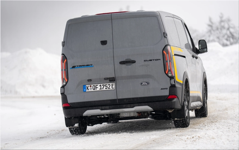 Ford E-Transit Custom AWD 2026