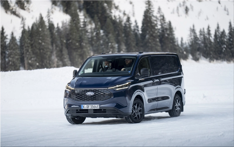 Ford E-Transit Custom AWD 2026