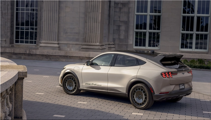 Ford Mustang Mach-E 2025