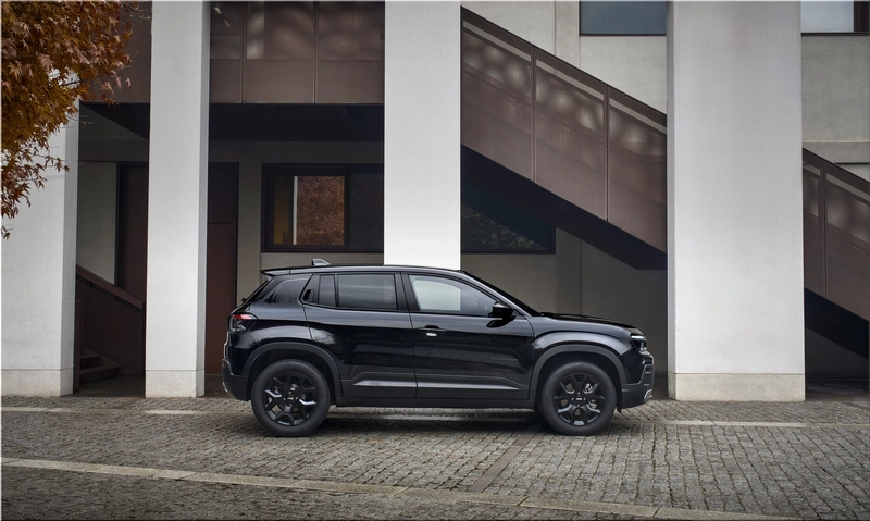 Jeep Avenger Black Edition