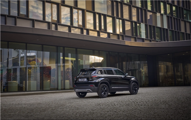 Jeep Avenger Black Edition