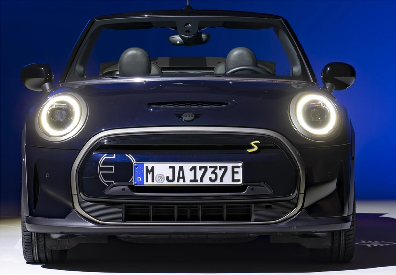 MINI Cooper SE Cabriolet