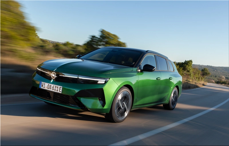 Opel Astra Sports Tourer Electric