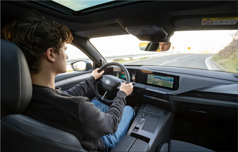Opel Astra Sports Tourer Electric