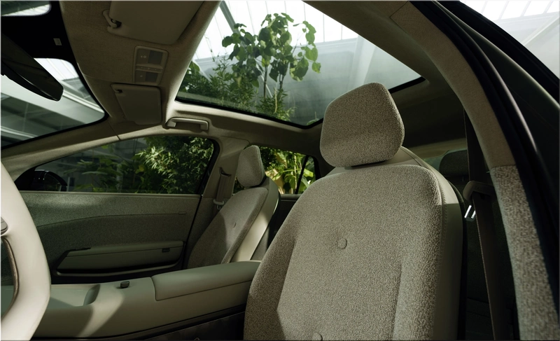 2026 Volkswagen ID. CROSS