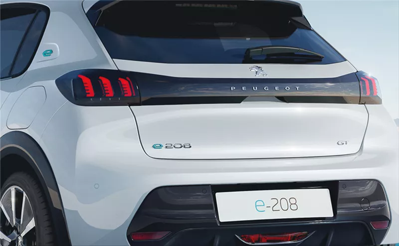 Peugeot e-208