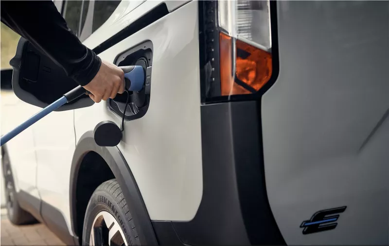 Ford E‑Tourneo Courier