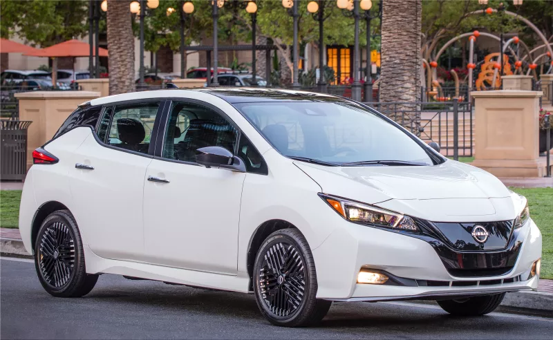 2023 Nissan LEAF