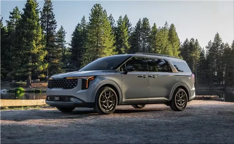 2025 Kia Carnival