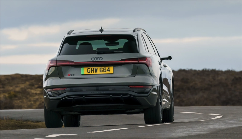 Audi Q8 e-tron
