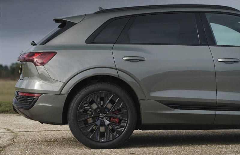 Audi Q8 e-tron