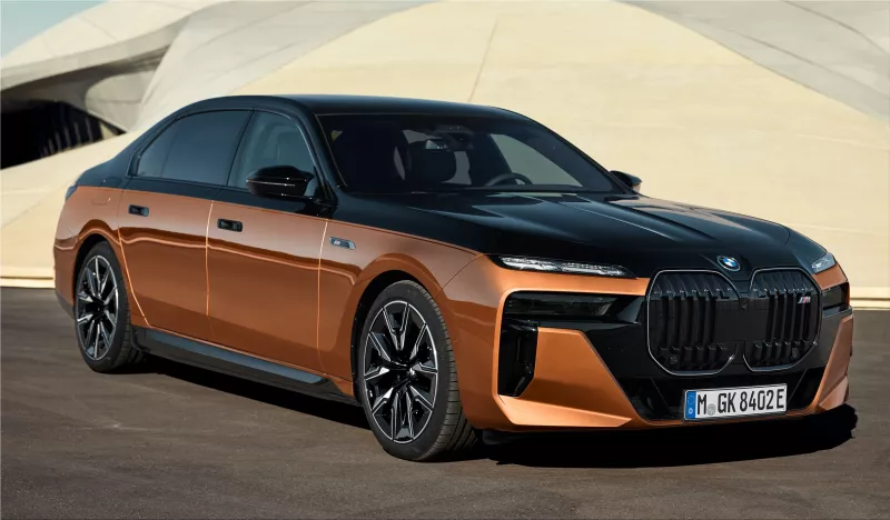 BMW i7