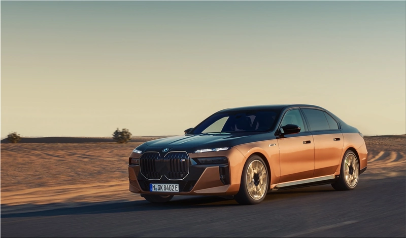 BMW i7