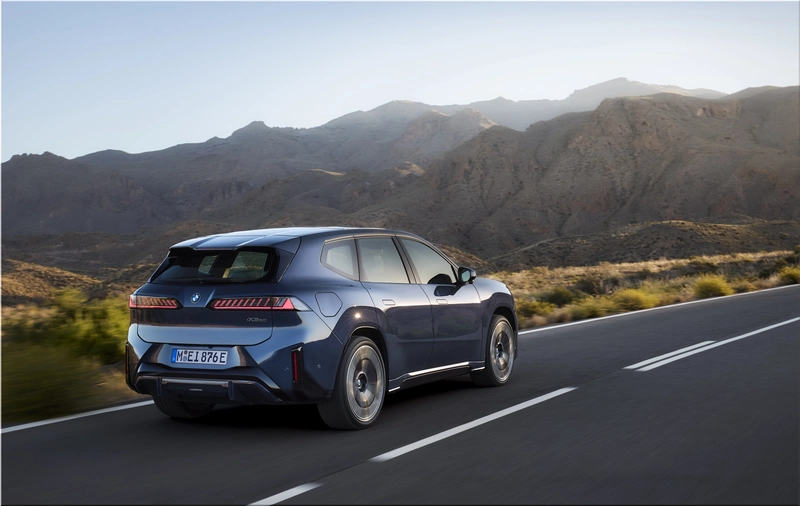 BMW iX3