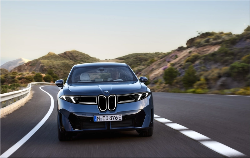 BMW iX3