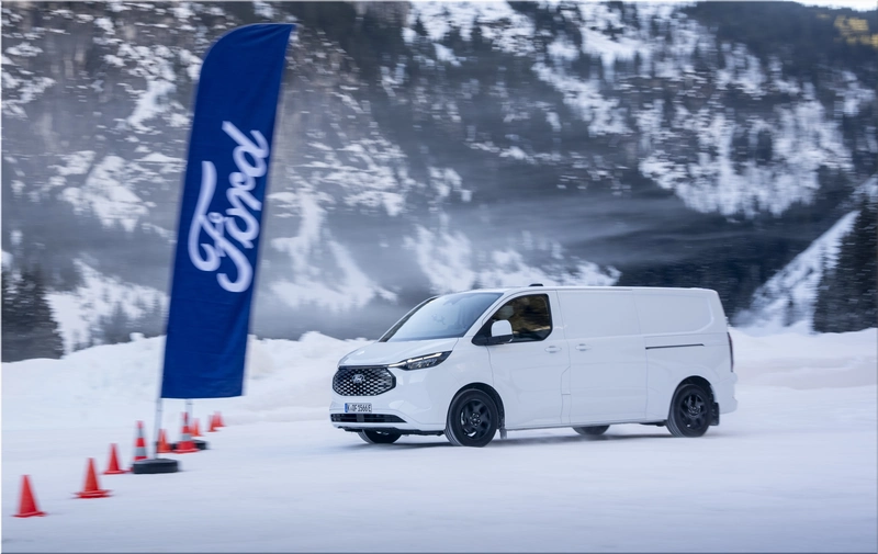 Ford E-Transit Custom AWD 2026