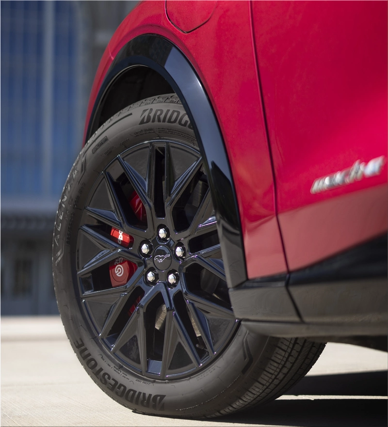 Ford Mustang Mach-E 2025
