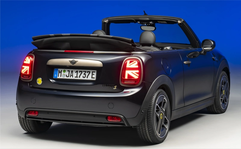MINI Cooper SE Cabriolet