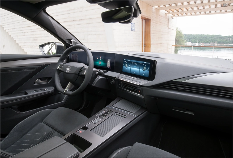 Opel Astra Sports Tourer Electric