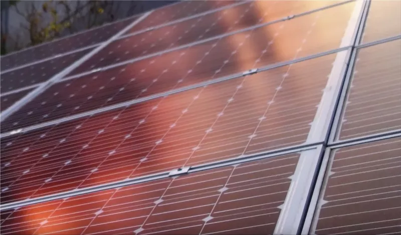 Photovoltaics and photovoltaic storage