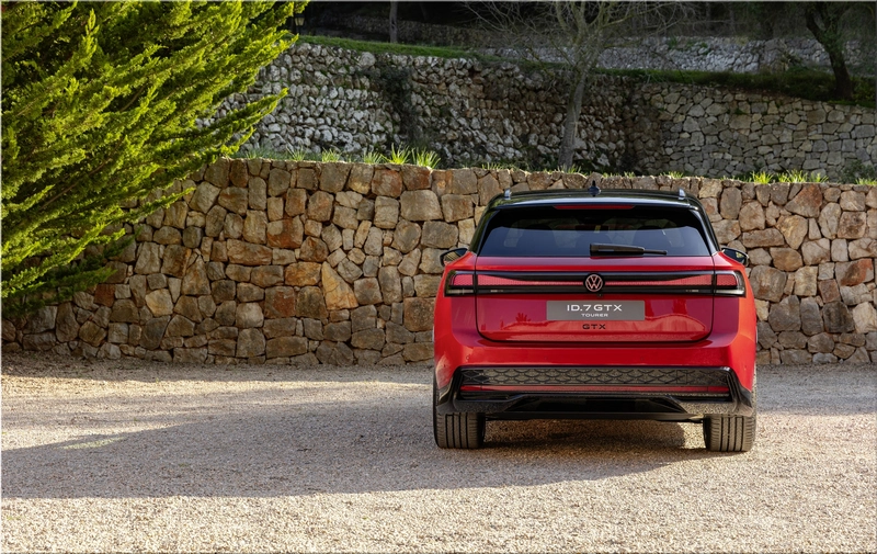  Volkswagen ID.7 GTX Tourer