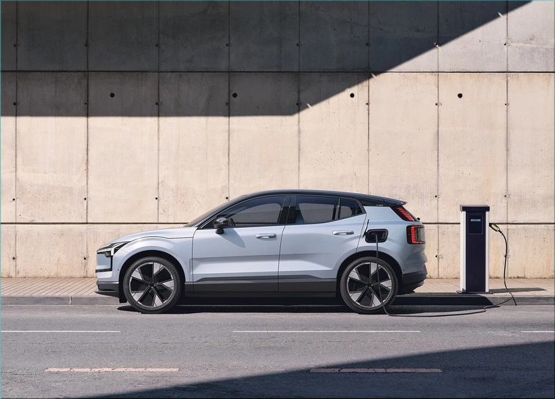 Volvo EX30
