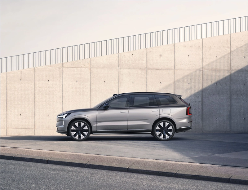 Volvo EX90