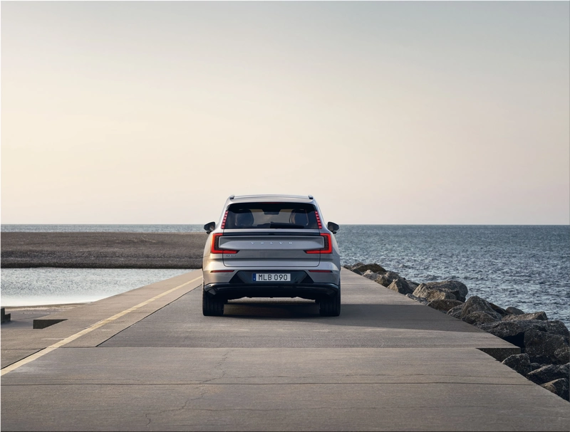 2023 Volvo EX90