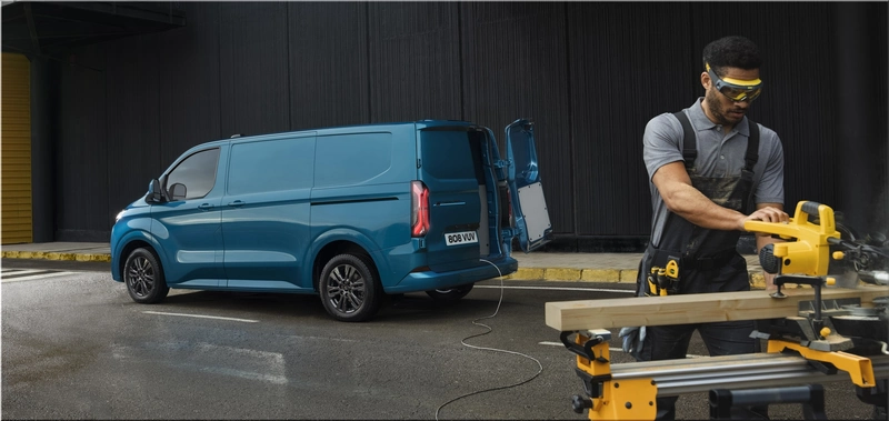 Ford E-Transit Custom